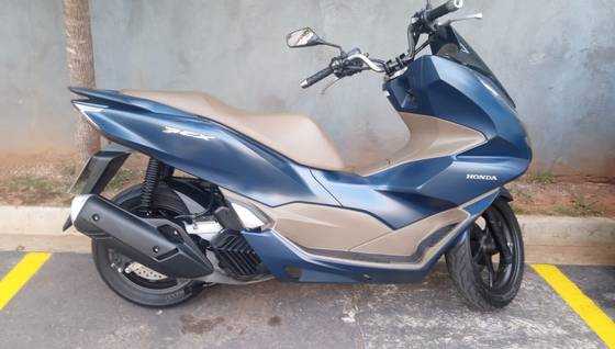 HONDA PCX 160 DLX HONDA PCX 160 DLX